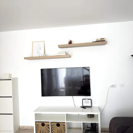 Vibe De La Costa * ארונה