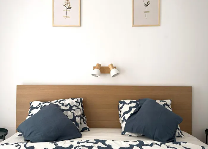 Vibe De La Costa * Арона